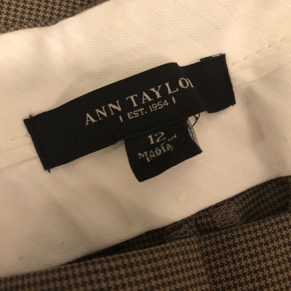 Ann Taylor Capri / Ankle / Cropped Pants - Picture 5 of 6